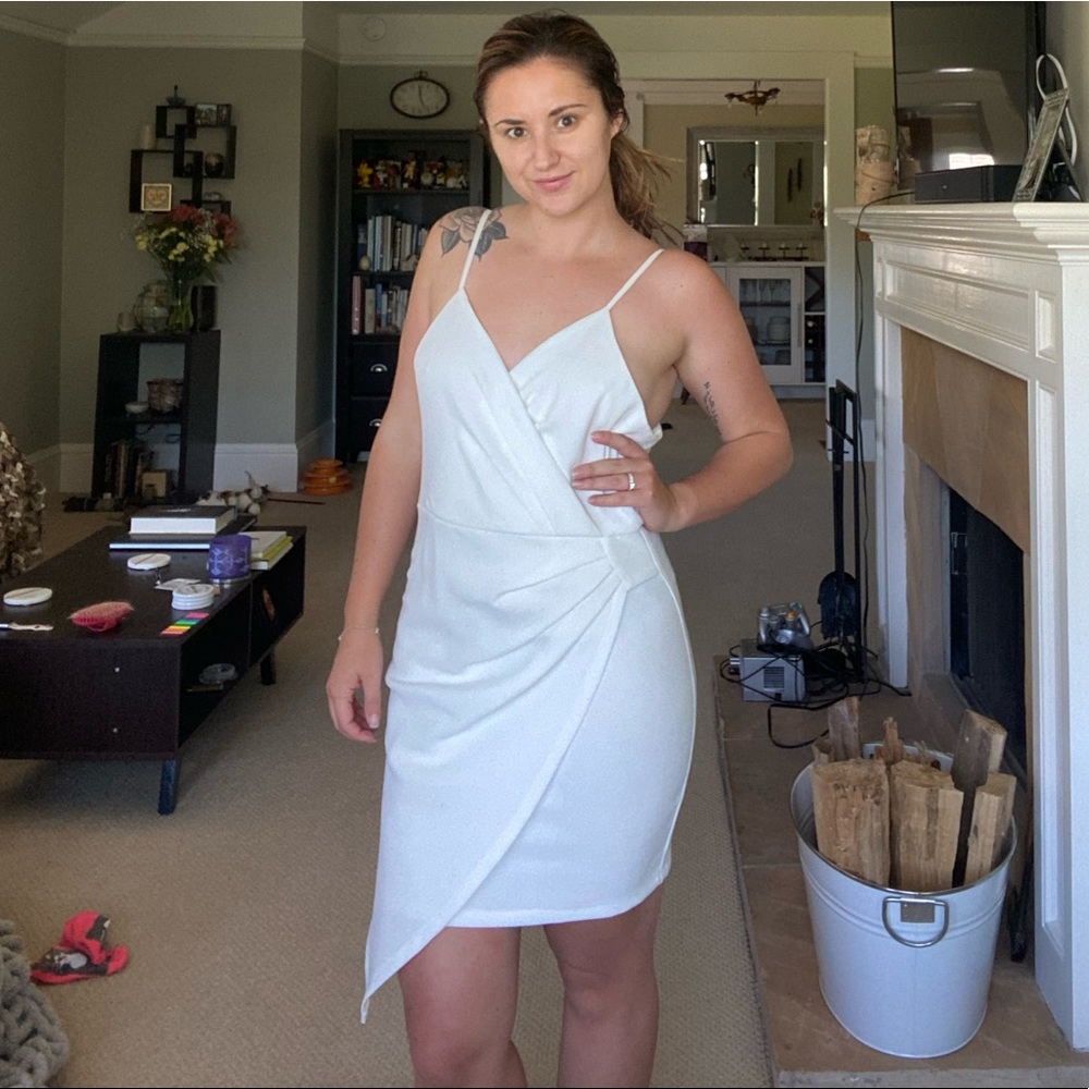 White Selfie Leslie Cocktail Dress - Picture 2 of 4